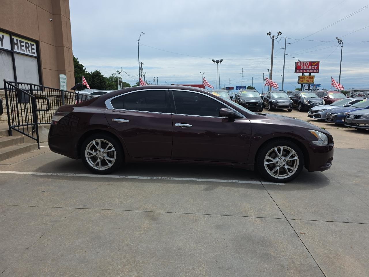 Nissan Maxima 4dr Sdn 3.5 S 2014