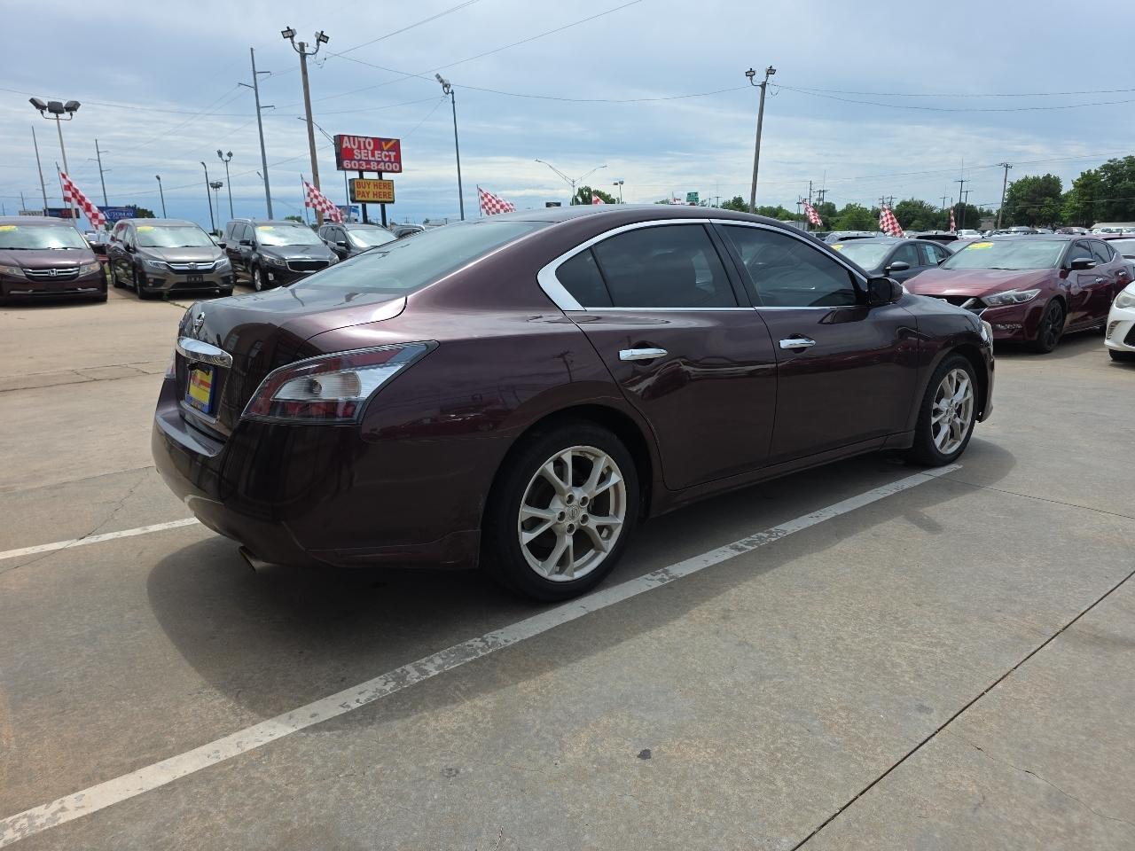 Nissan Maxima 4dr Sdn 3.5 S 2014