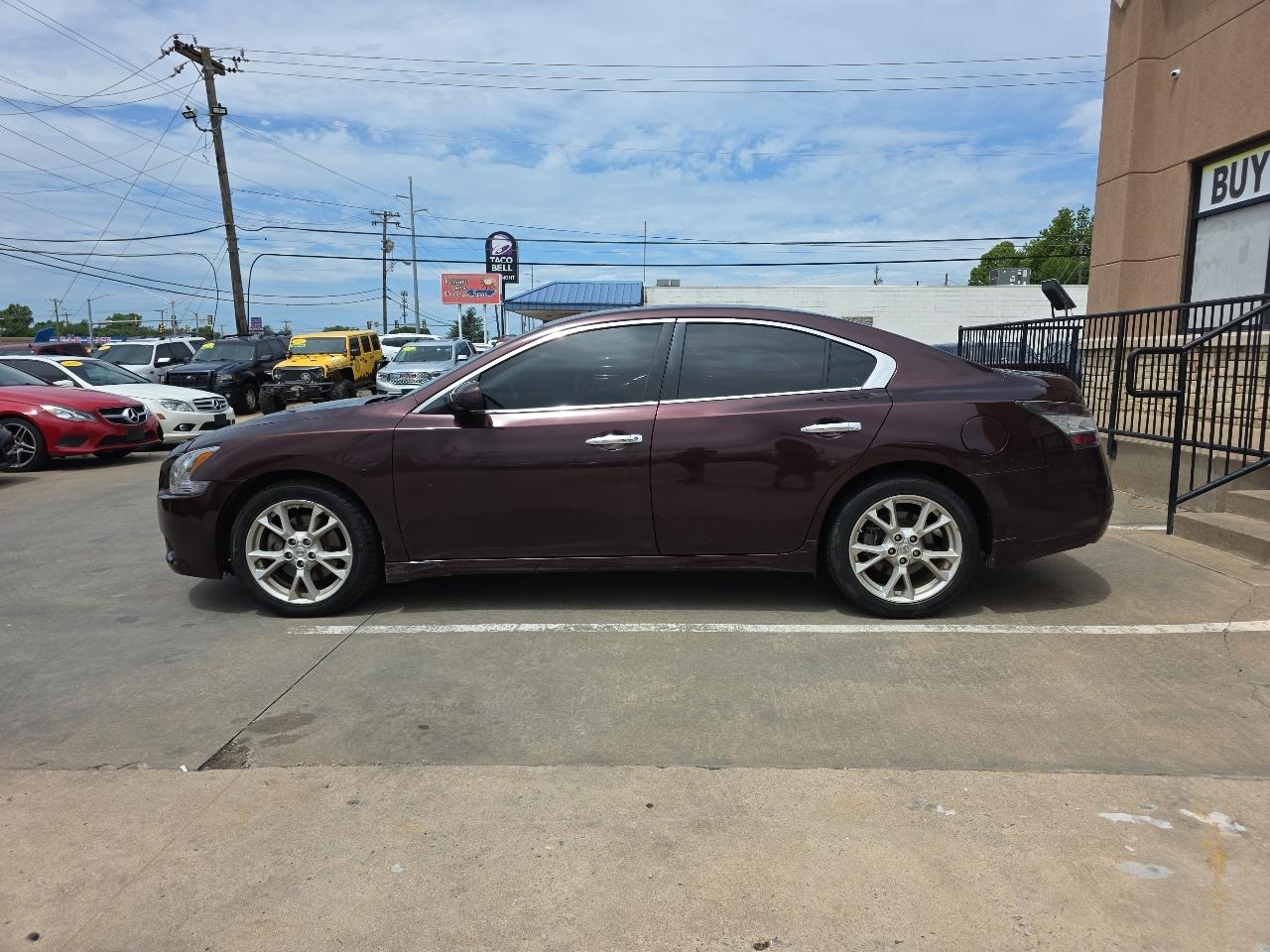 Nissan Maxima 4dr Sdn 3.5 S 2014