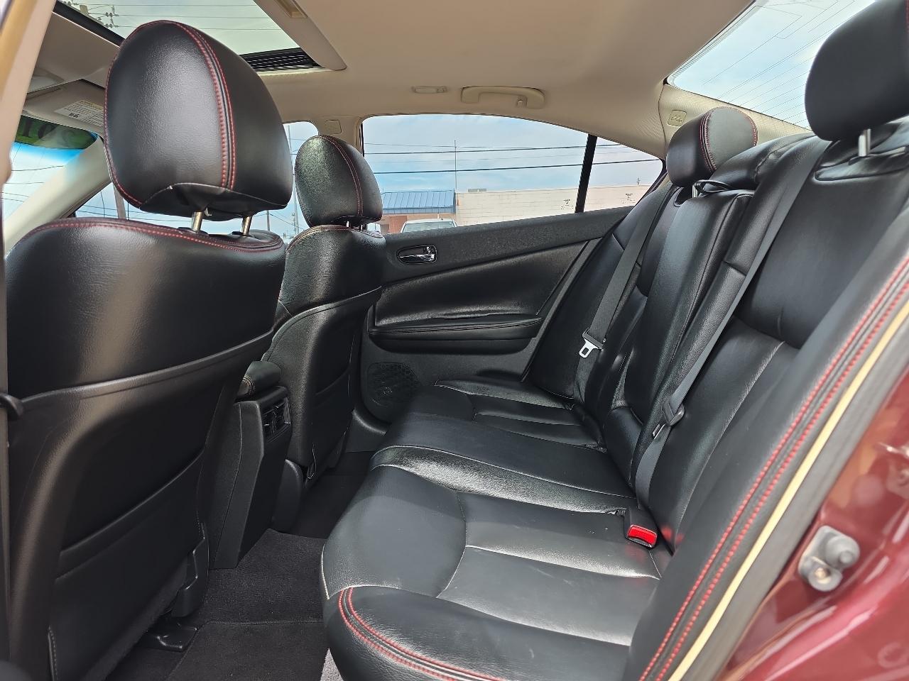Nissan Maxima 4dr Sdn 3.5 S 2014