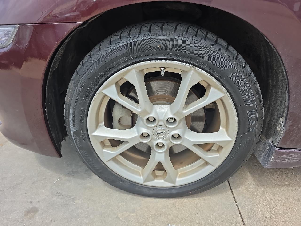 Nissan Maxima 4dr Sdn 3.5 S 2014