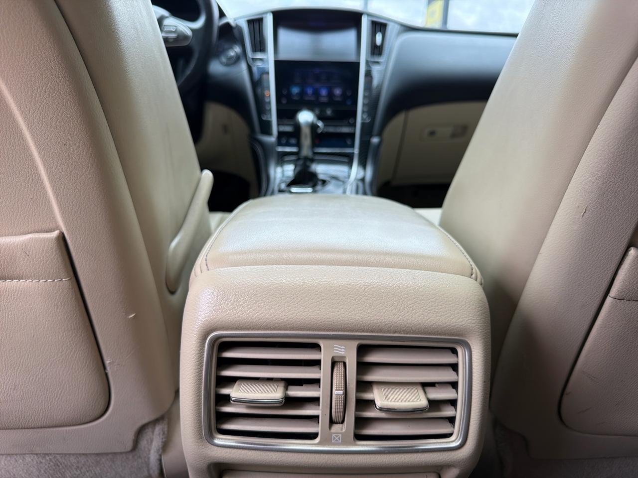 Infiniti Q50 3.0t Premium RWD 2017