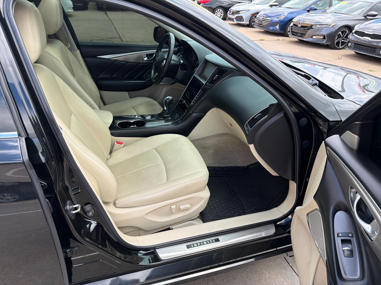 Infiniti Q50 3.0t Premium RWD 2017