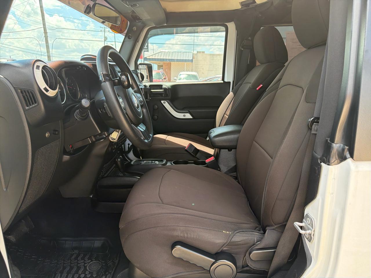 Jeep Wrangler 4WD 2dr Sport 2015