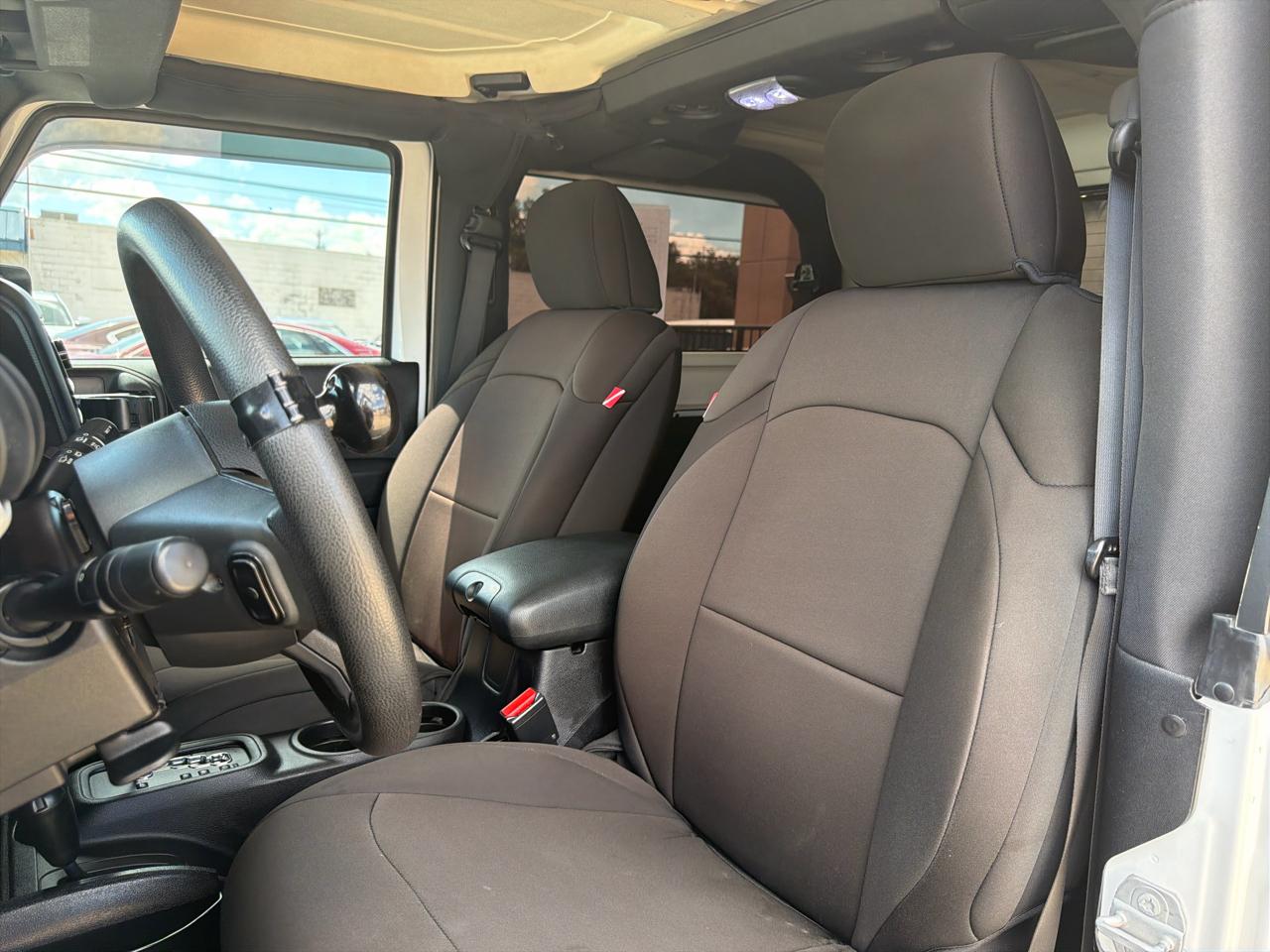 Jeep Wrangler 4WD 2dr Sport 2015