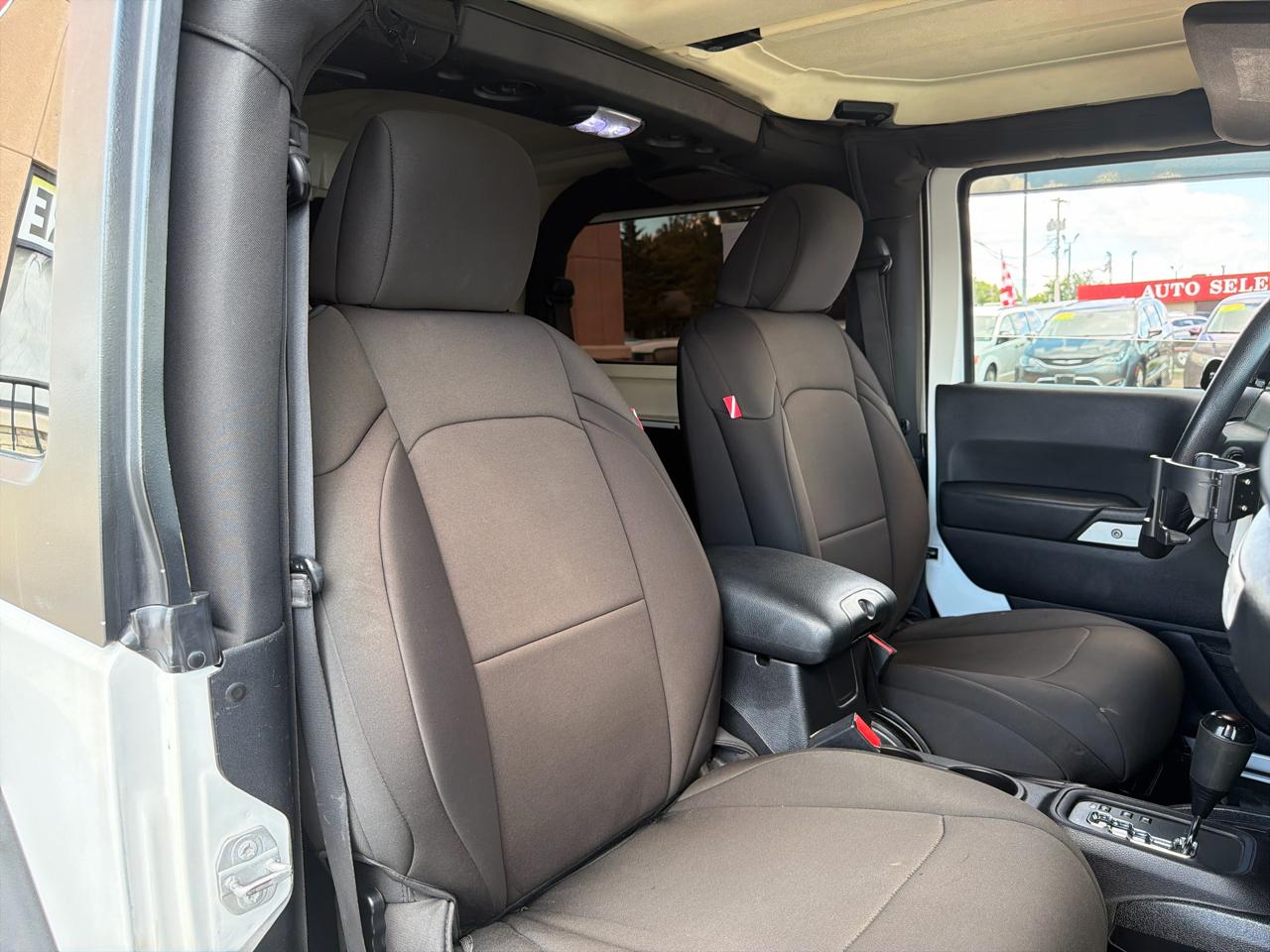 Jeep Wrangler 4WD 2dr Sport 2015