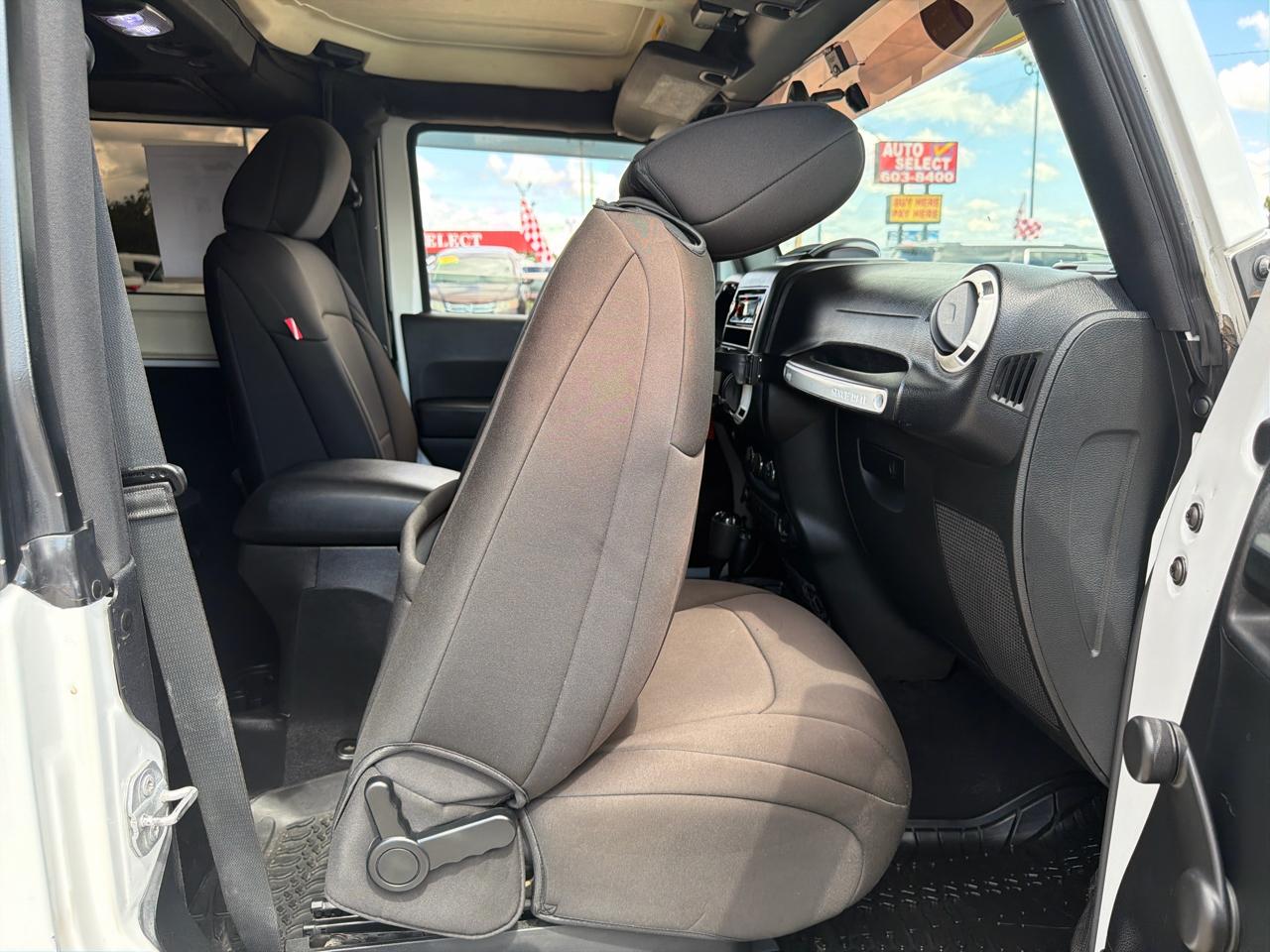 Jeep Wrangler 4WD 2dr Sport 2015