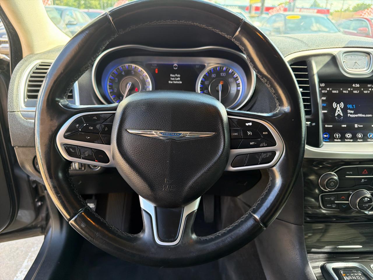 Chrysler 300 Touring RWD 2018