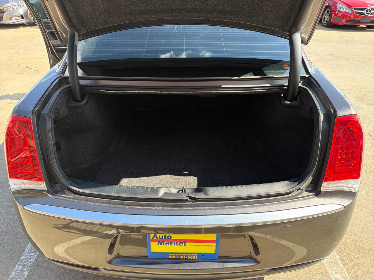 Chrysler 300 Touring RWD 2018