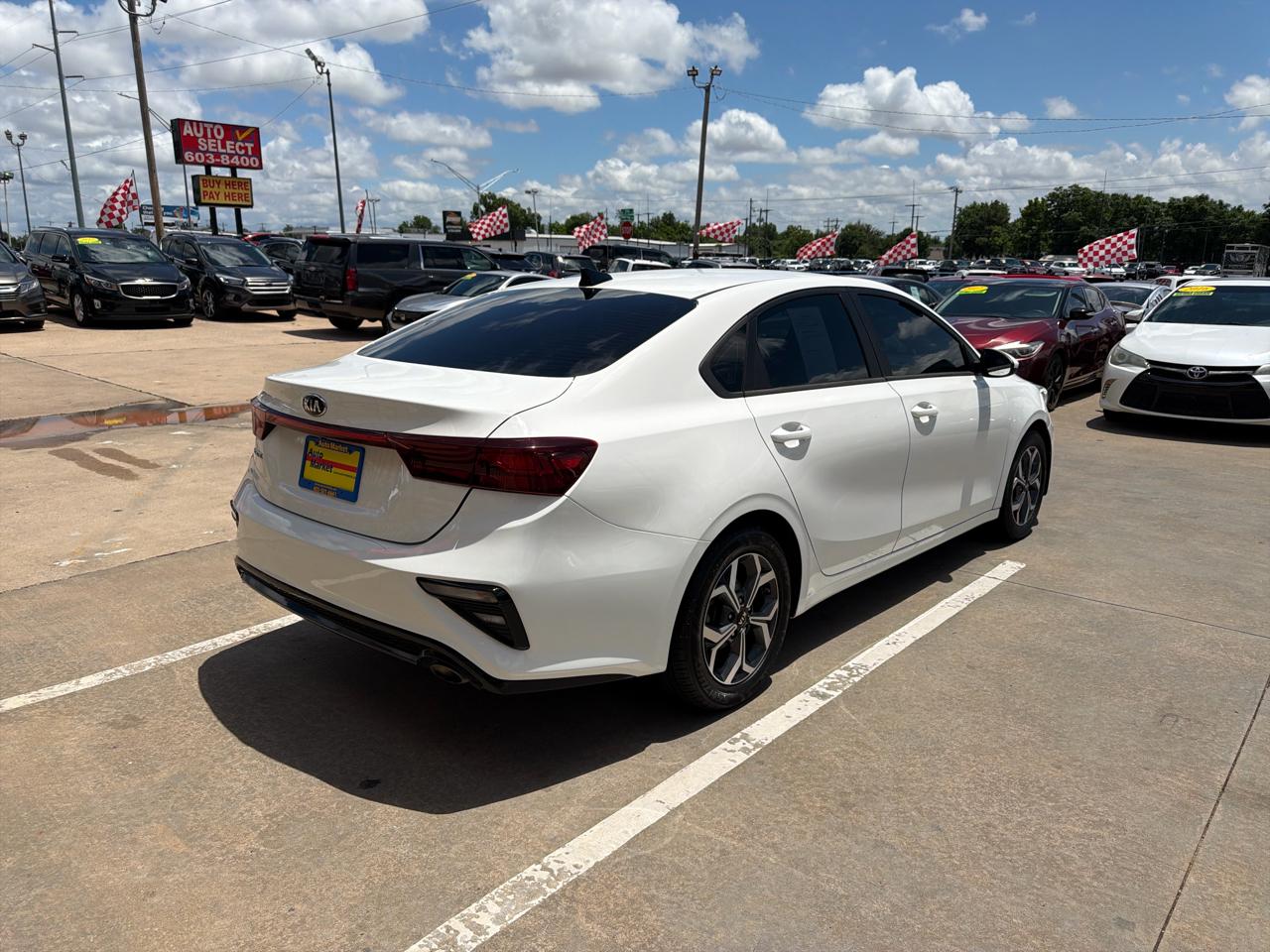 Kia Forte LXS IVT 2020
