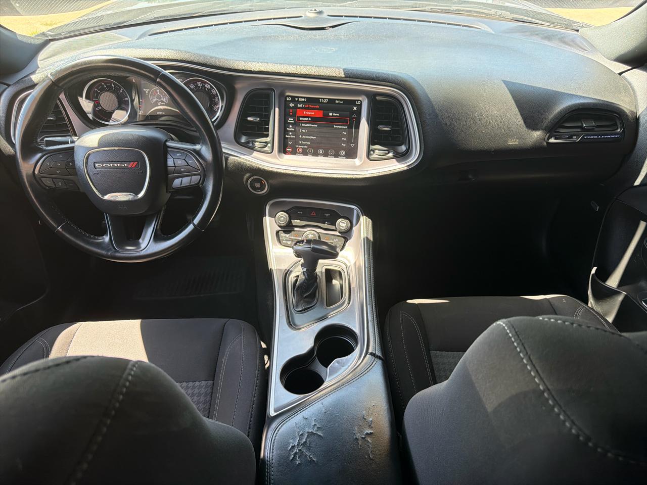 Dodge Challenger SXT RWD 2019