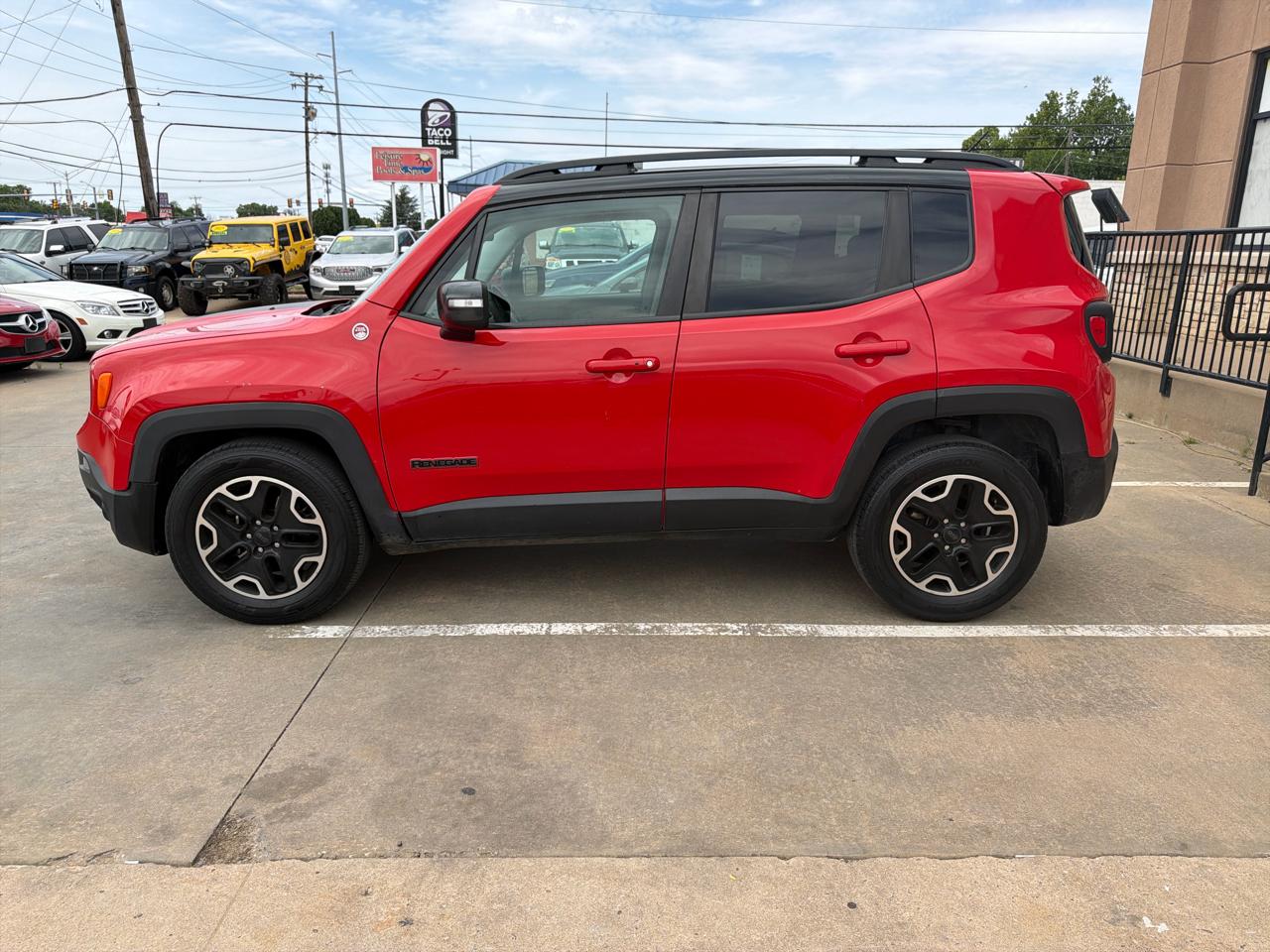 Jeep Renegade 4WD 4dr Trailhawk 2016