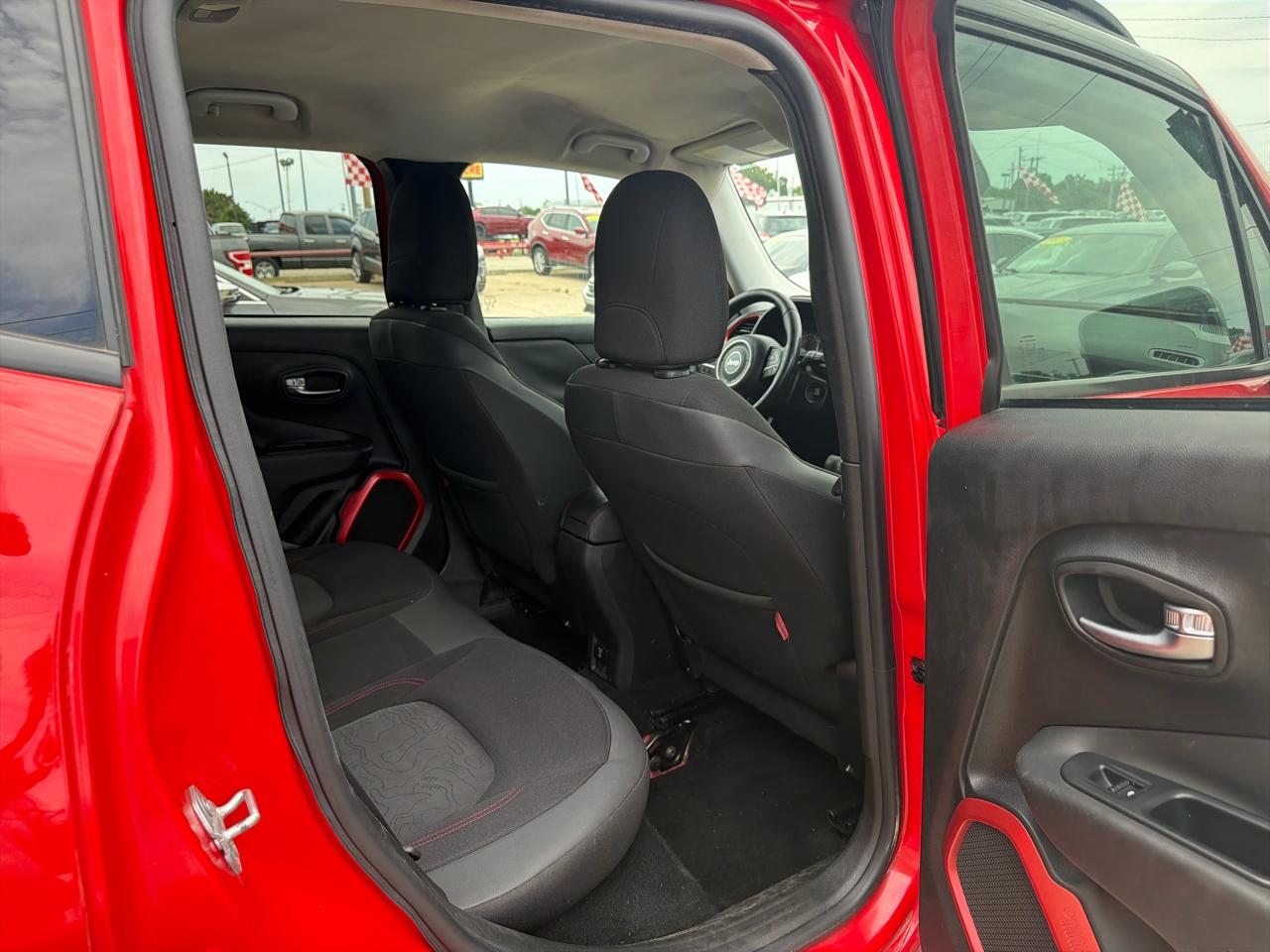 Jeep Renegade 4WD 4dr Trailhawk 2016