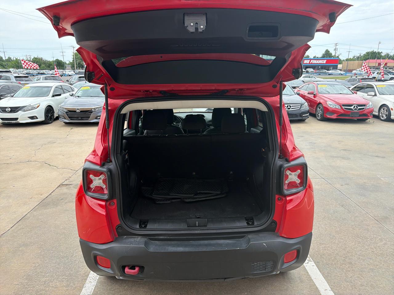 Jeep Renegade 4WD 4dr Trailhawk 2016