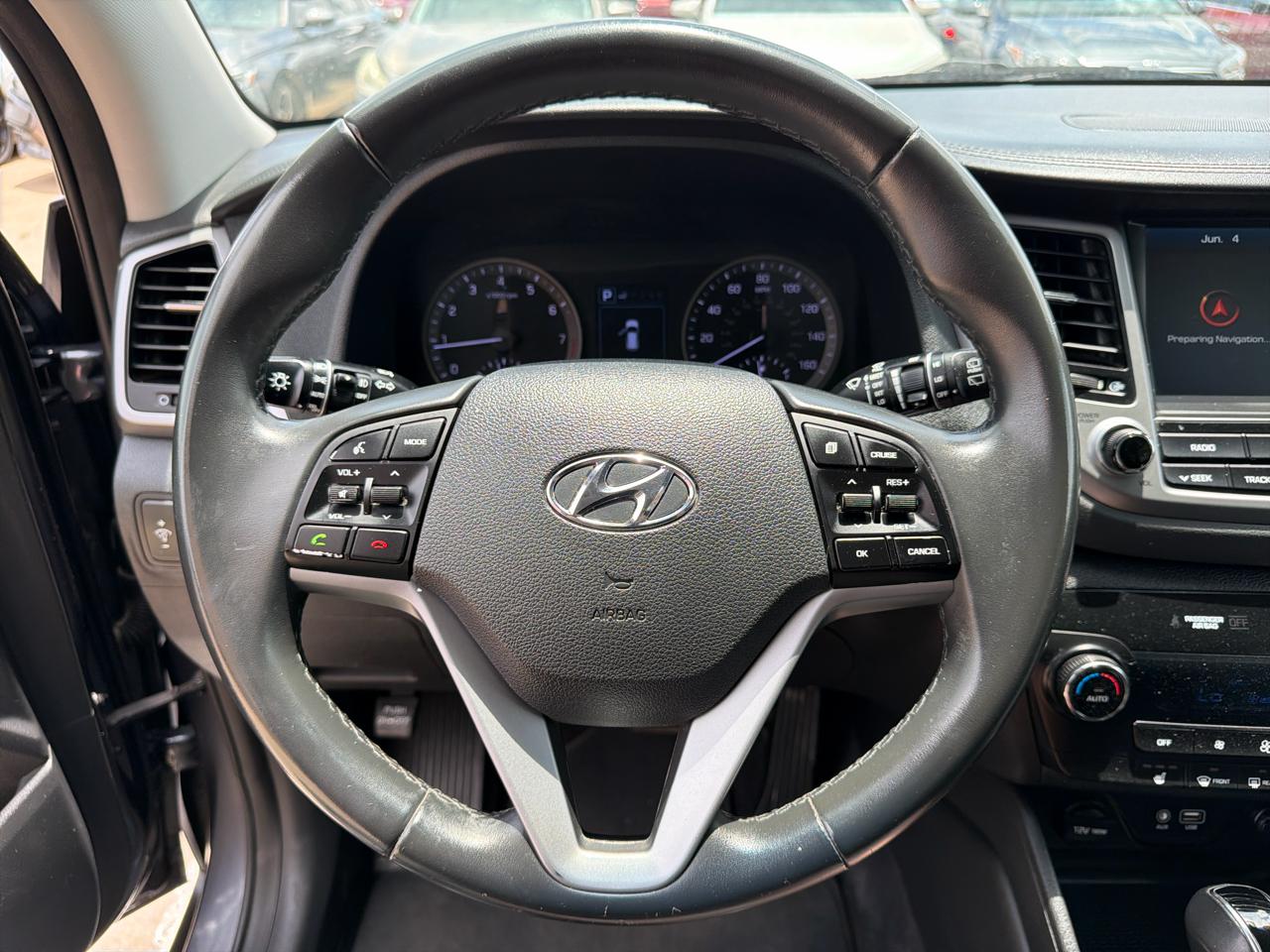 Hyundai Tucson SEL Plus FWD 2018