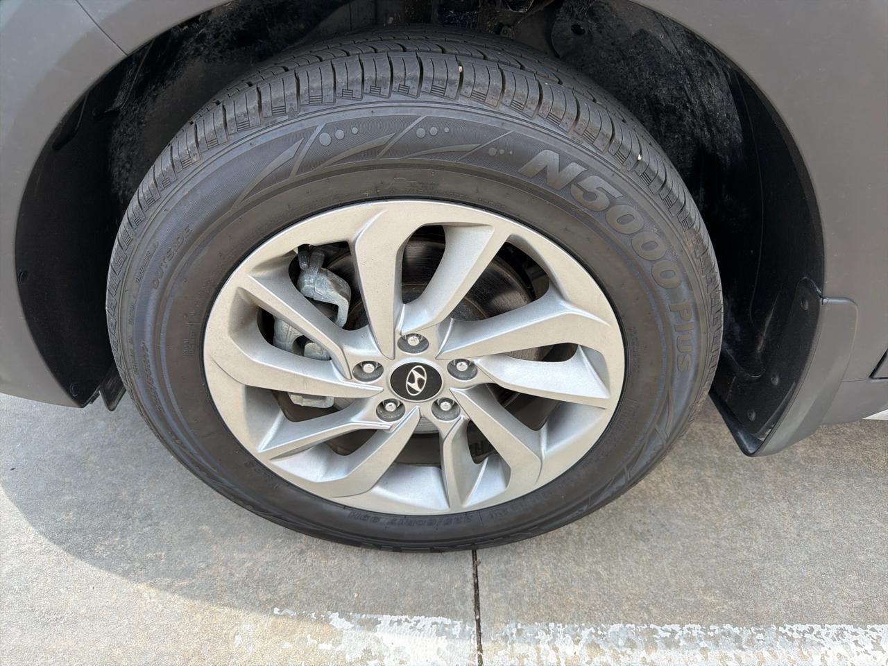 Hyundai Tucson SEL Plus FWD 2018