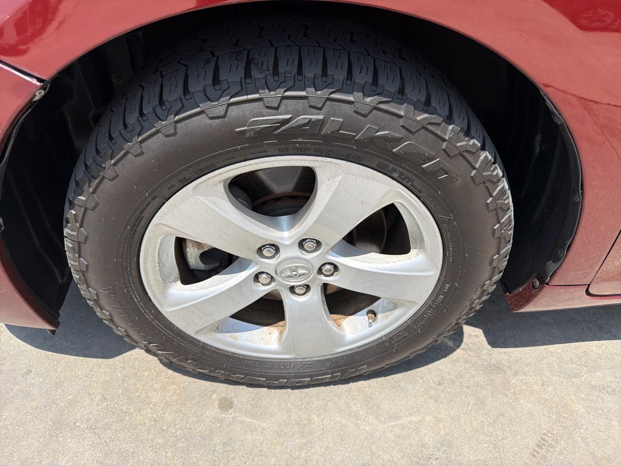 Toyota Sienna LE FWD 8-Passenger (Natl) 2017