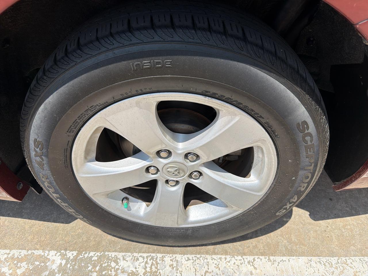Toyota Sienna LE FWD 8-Passenger (Natl) 2017