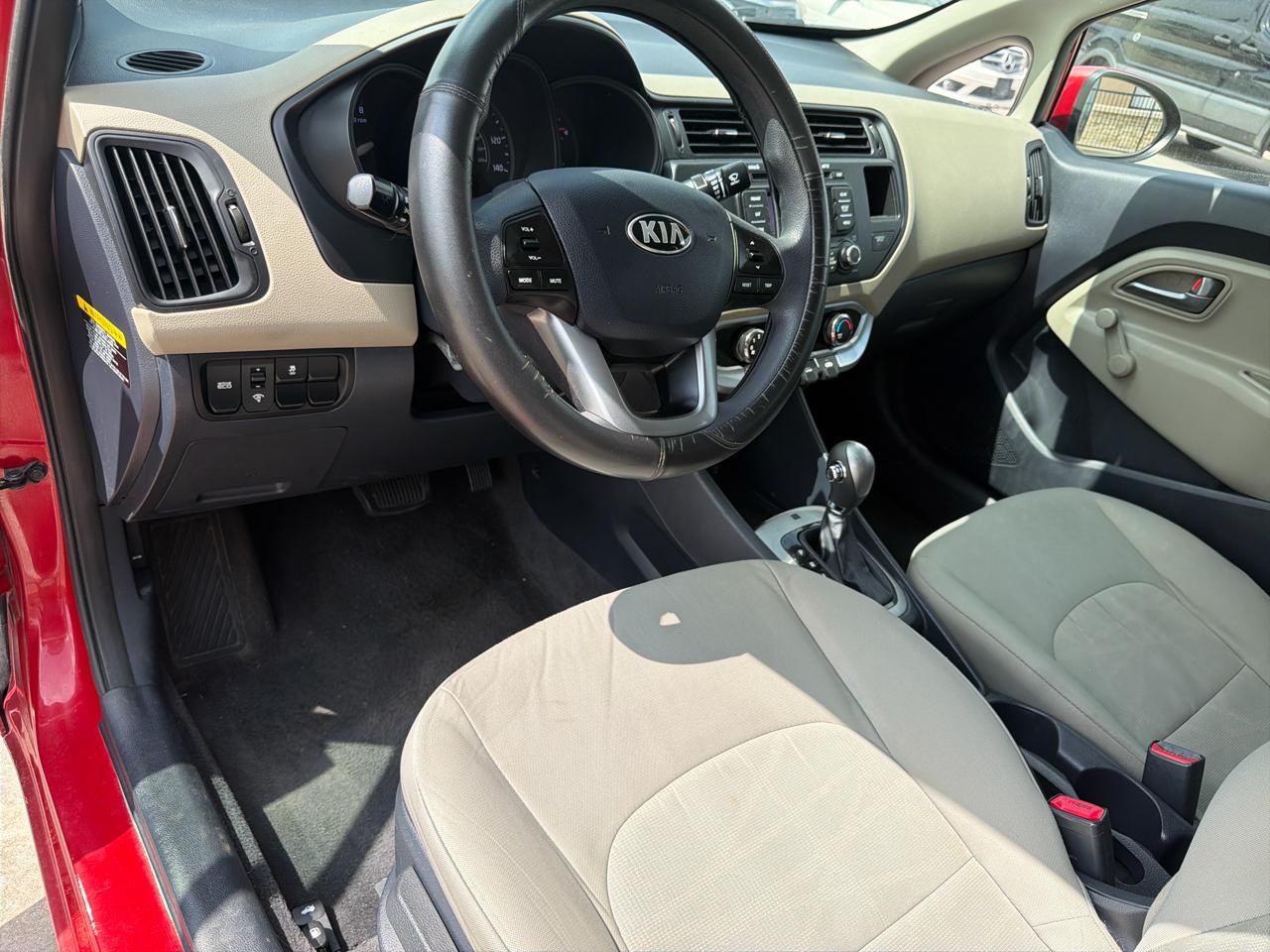Kia Rio 4dr Sdn Auto LX 2015