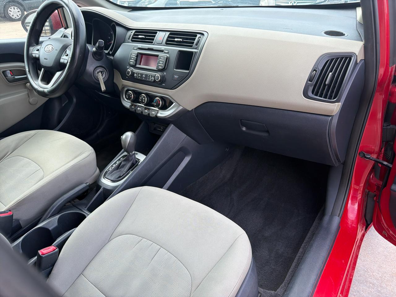 Kia Rio 4dr Sdn Auto LX 2015