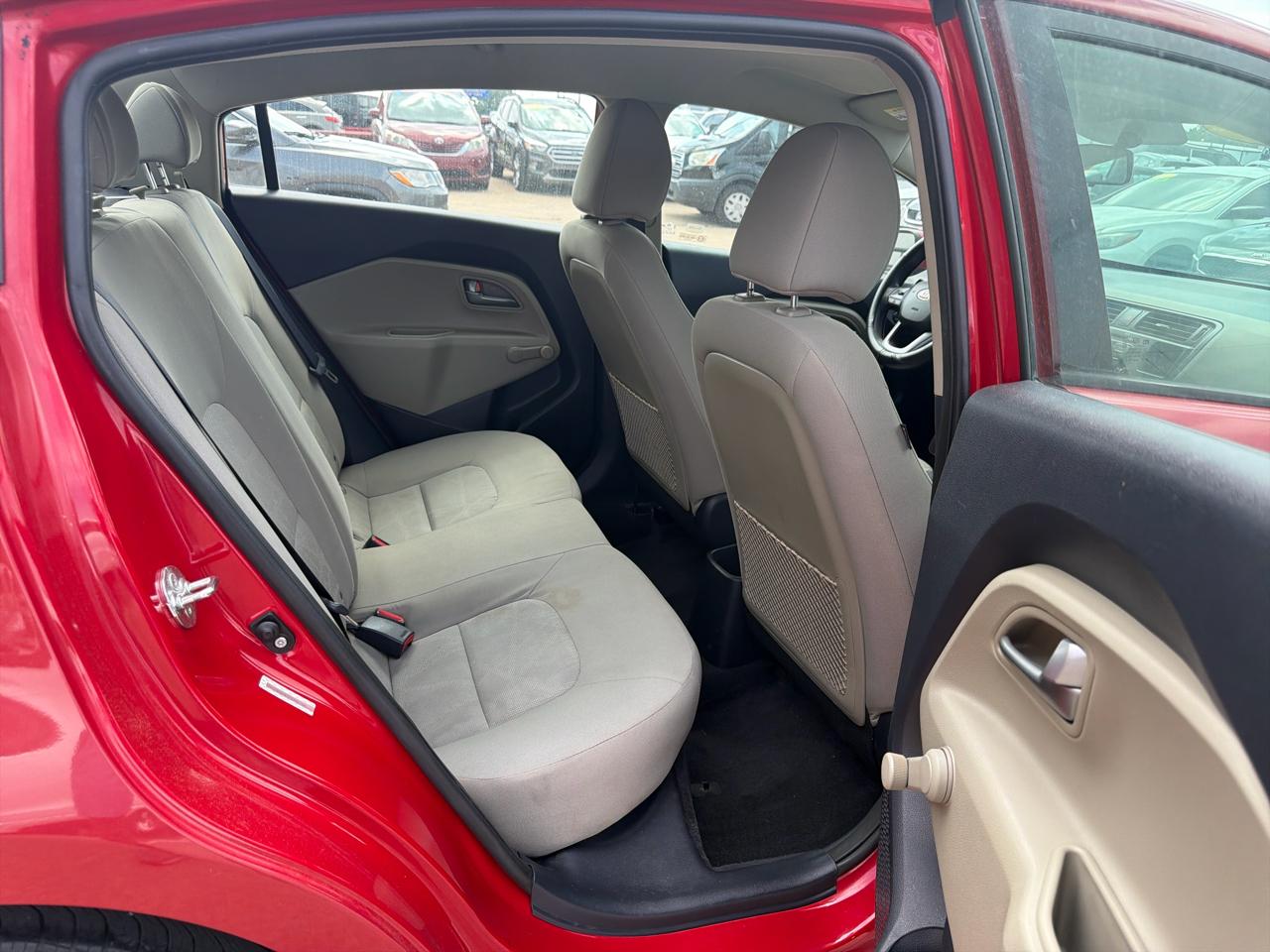 Kia Rio 4dr Sdn Auto LX 2015