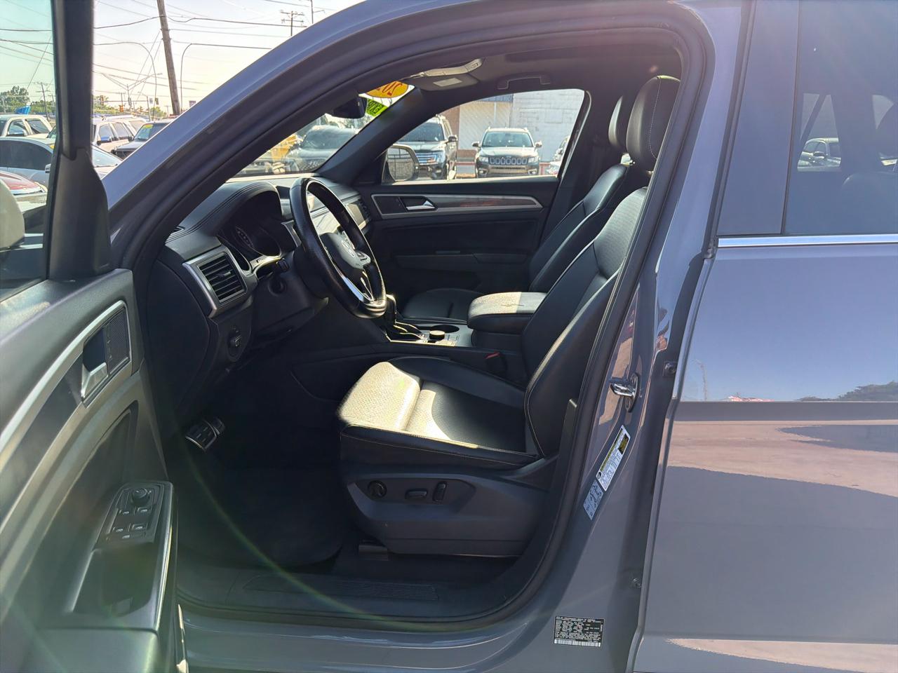 Volkswagen Atlas Cross Sport 3.6L V6 SE w/Technology 4MOTION 2020
