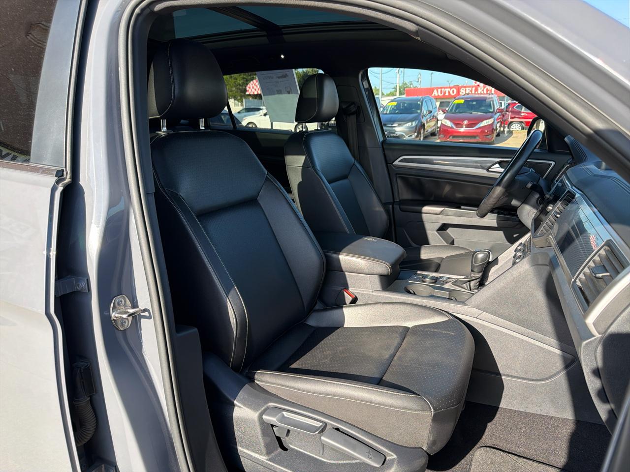 Volkswagen Atlas Cross Sport 3.6L V6 SE w/Technology 4MOTION 2020