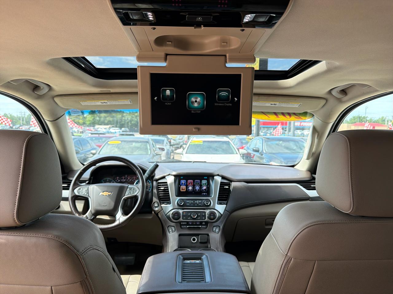 Chevrolet Suburban 2WD 4dr 1500 LT 2017