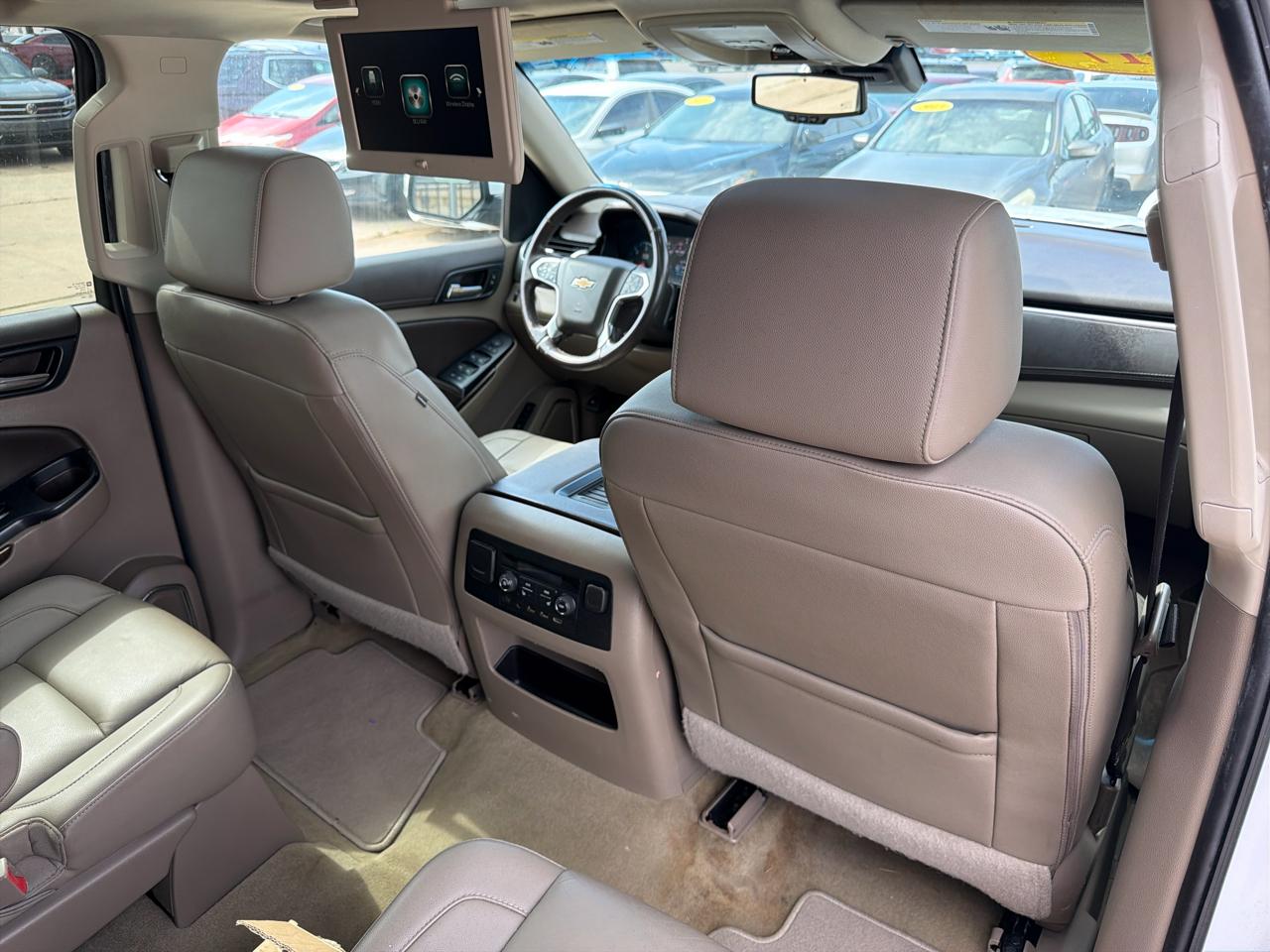 Chevrolet Suburban 2WD 4dr 1500 LT 2017