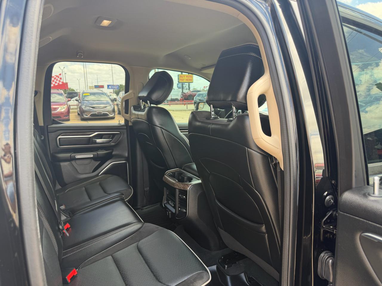 RAM 1500 Laramie 4x4 Quad Cab 6'4" Box 2020