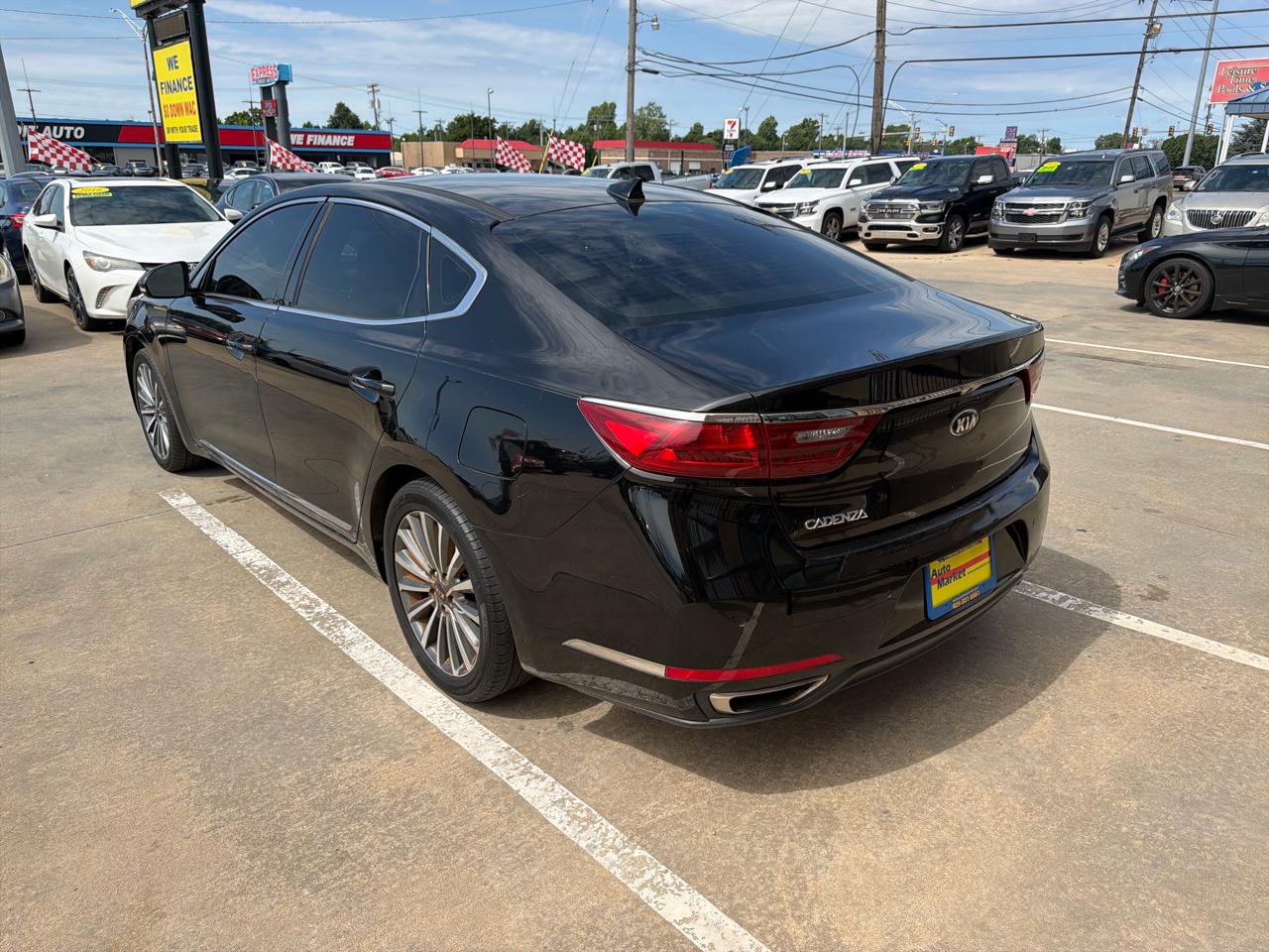 Kia Cadenza Premium Sedan 2017