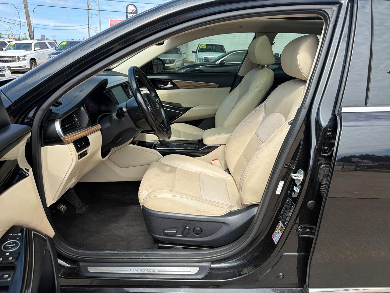 Kia Cadenza Premium Sedan 2017