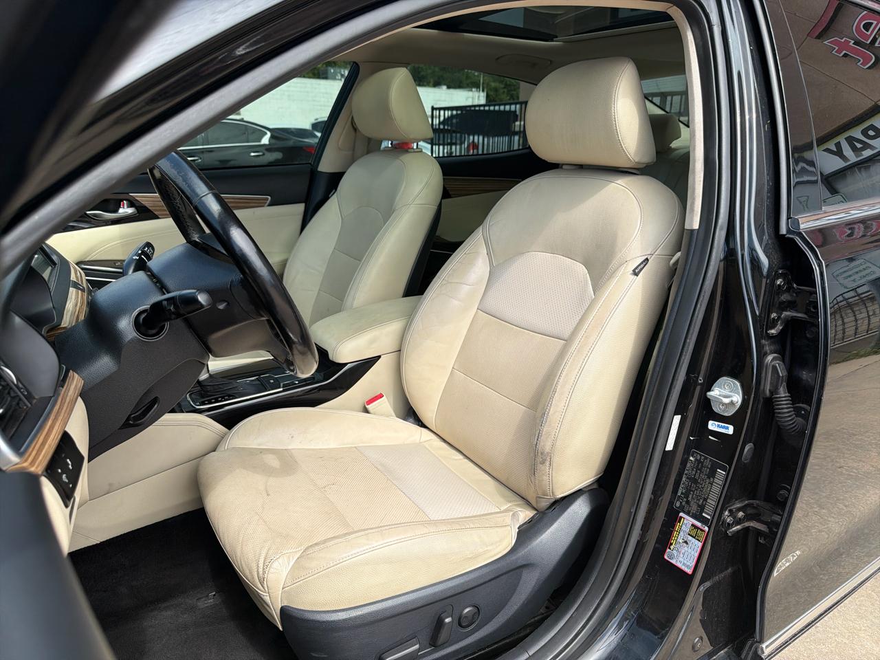 Kia Cadenza Premium Sedan 2017