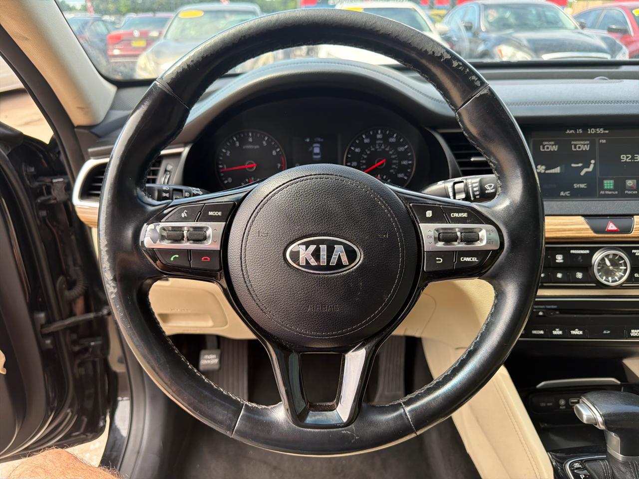 Kia Cadenza Premium Sedan 2017