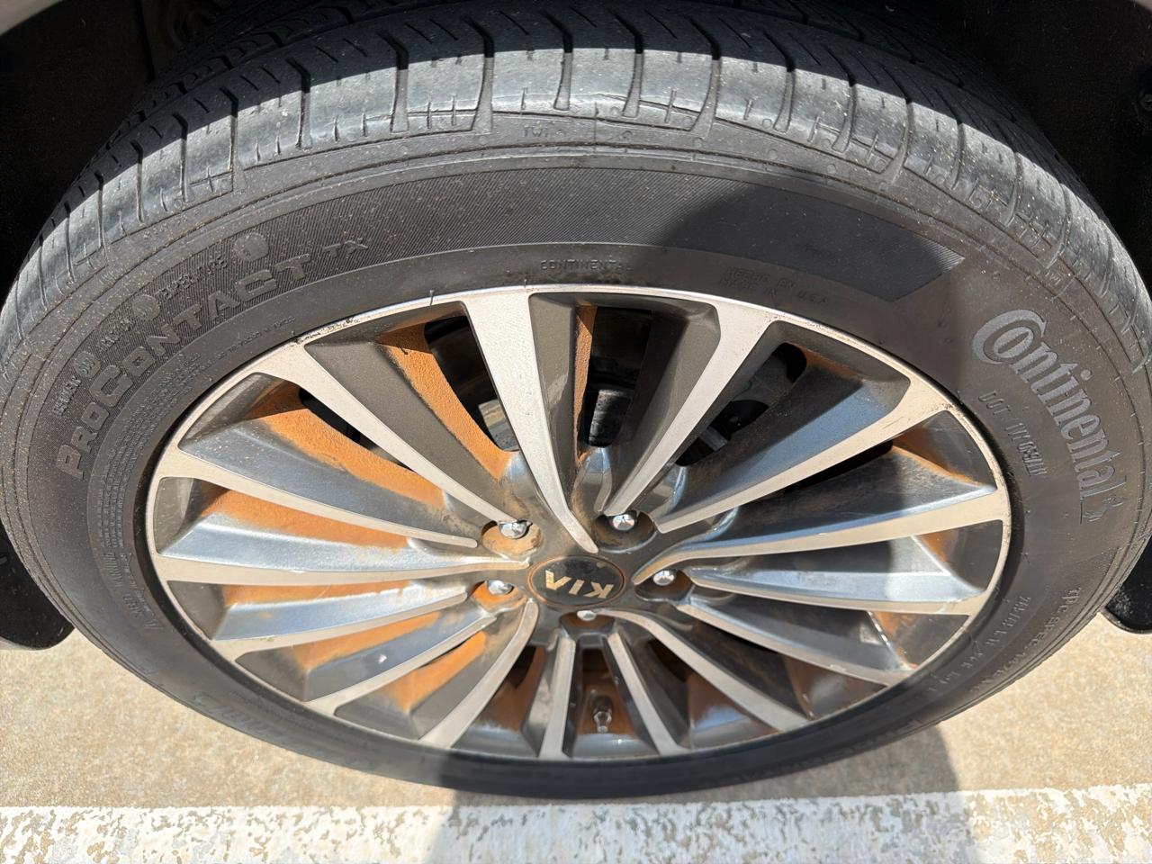 Kia Cadenza Premium Sedan 2017
