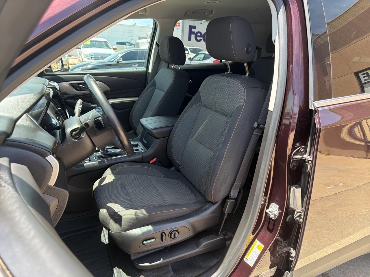 Chevrolet Traverse FWD 4dr LT Cloth w/1LT 2019