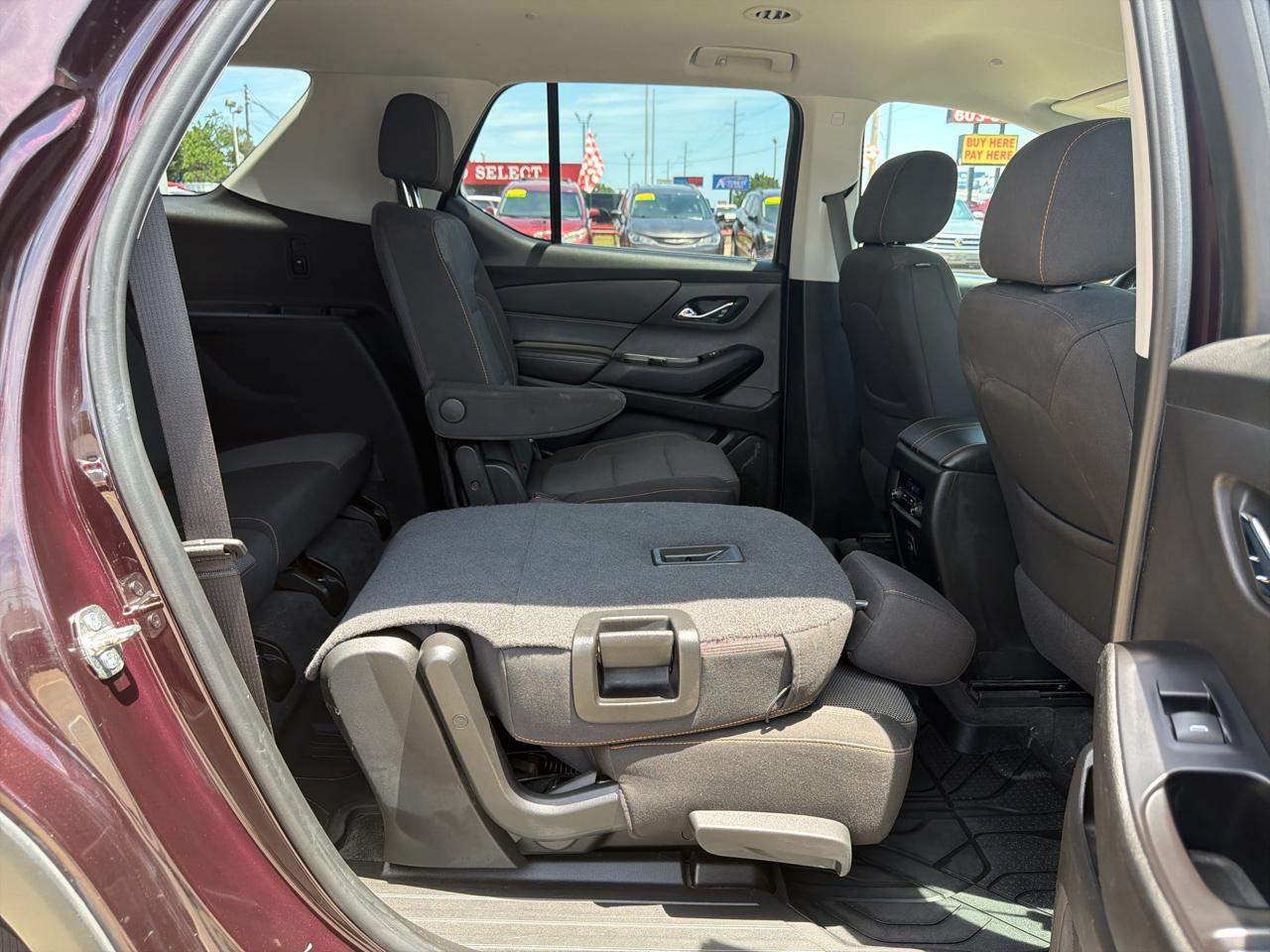 Chevrolet Traverse FWD 4dr LT Cloth w/1LT 2019