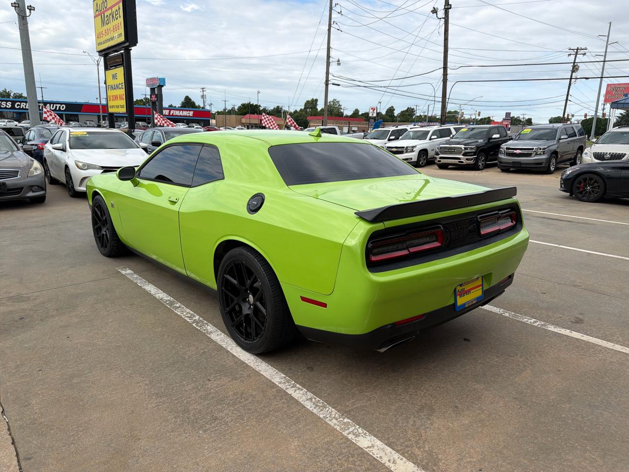 Dodge Challenger 2dr Cpe R/T Scat Pack 2015