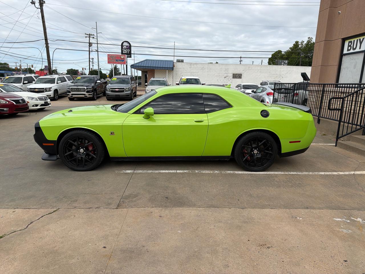 Dodge Challenger 2dr Cpe R/T Scat Pack 2015