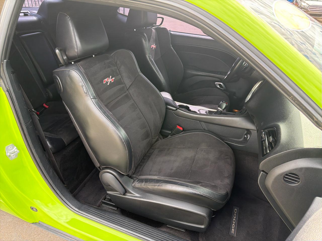 Dodge Challenger 2dr Cpe R/T Scat Pack 2015