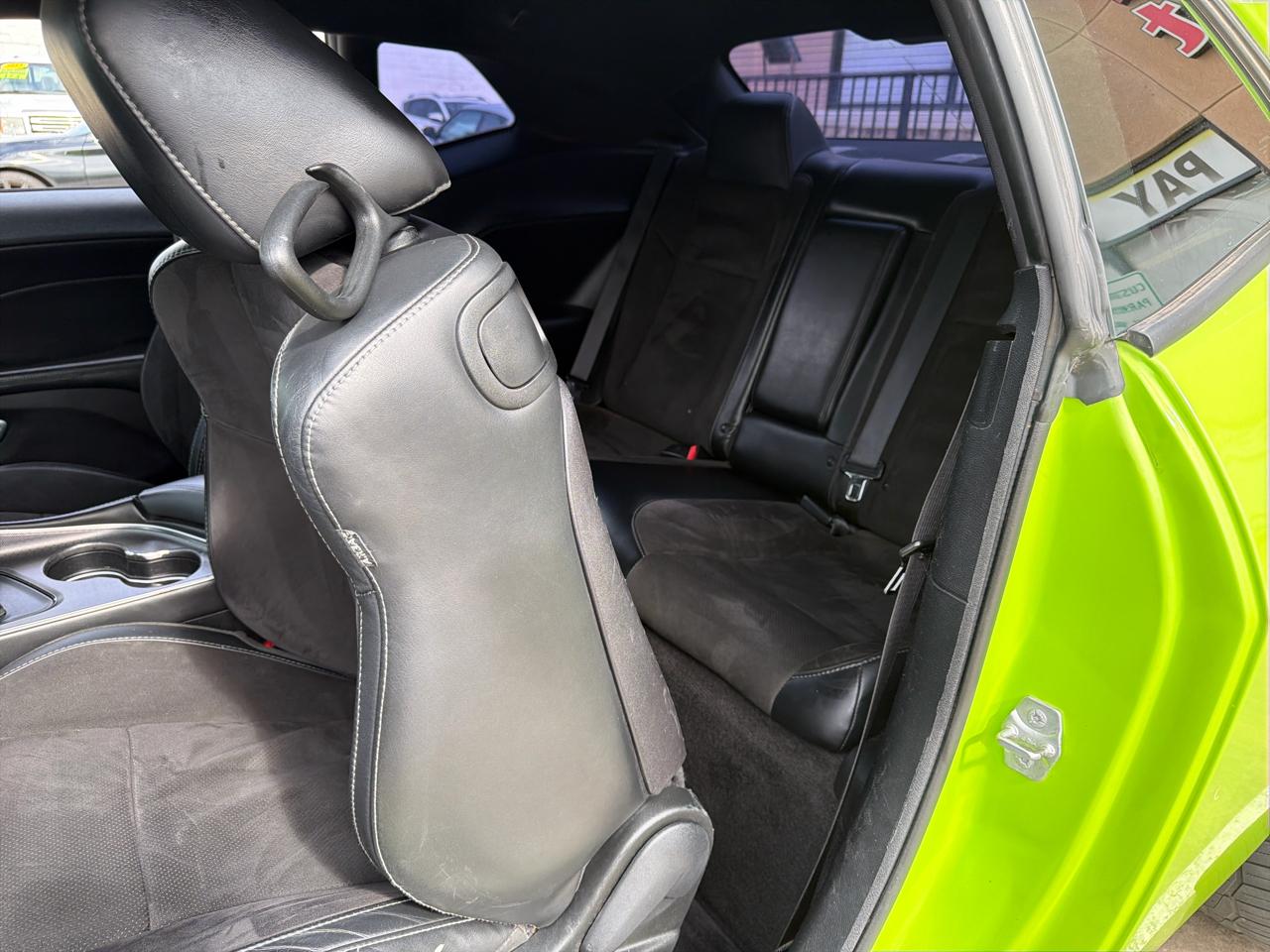 Dodge Challenger 2dr Cpe R/T Scat Pack 2015