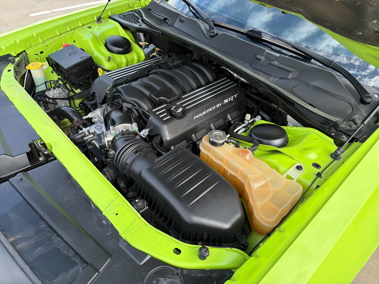 Dodge Challenger 2dr Cpe R/T Scat Pack 2015