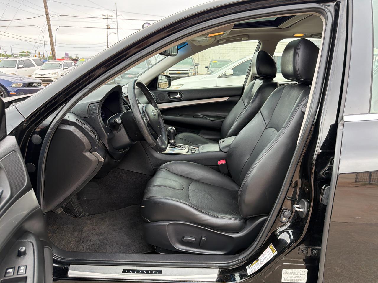 Infiniti Q40 4dr Sdn AWD 2015