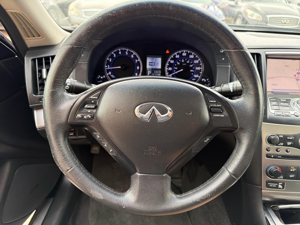 Infiniti Q40 4dr Sdn AWD 2015