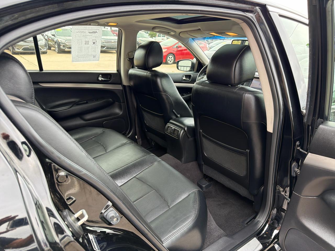 Infiniti Q40 4dr Sdn AWD 2015