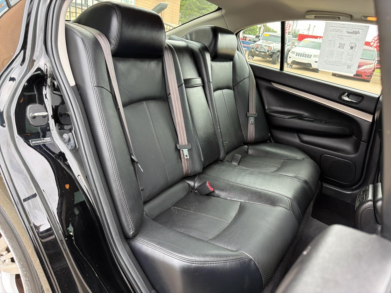 Infiniti Q40 4dr Sdn AWD 2015