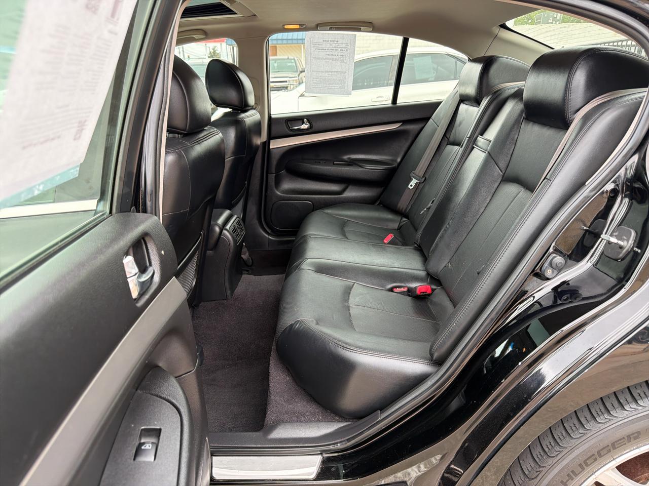 Infiniti Q40 4dr Sdn AWD 2015