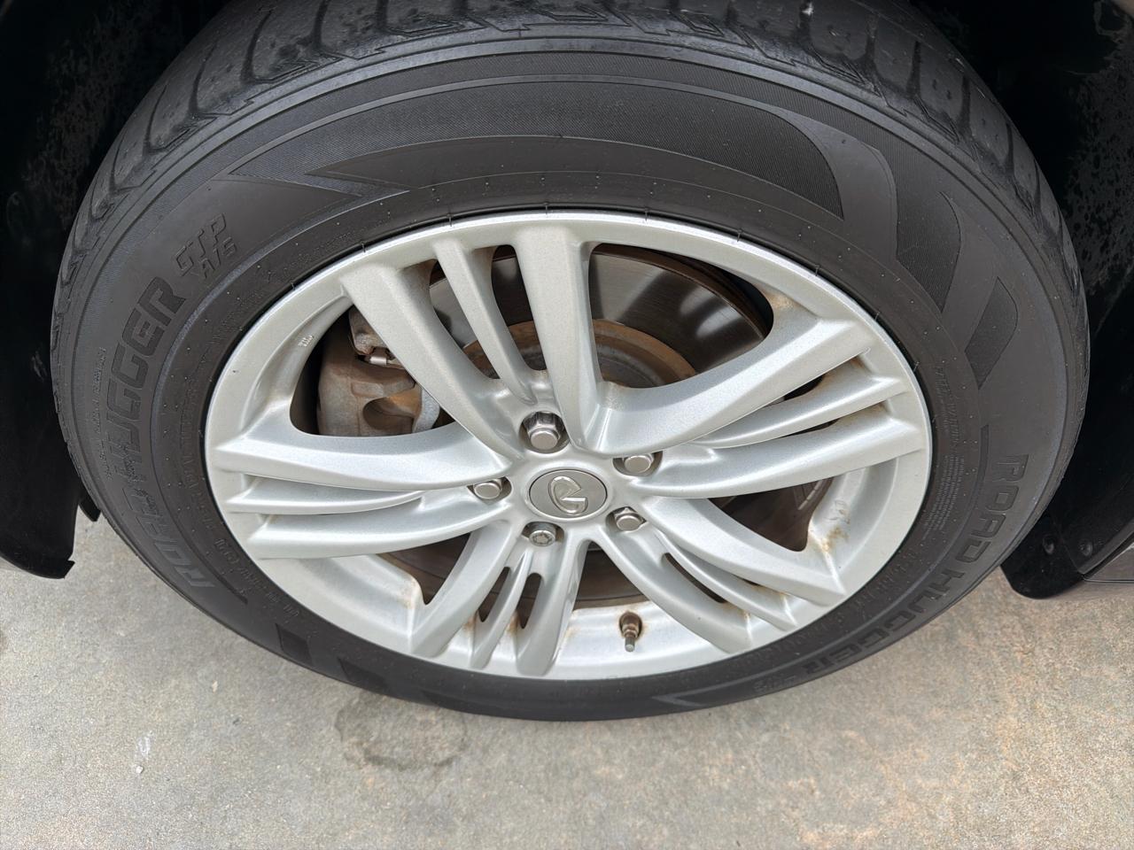 Infiniti Q40 4dr Sdn AWD 2015