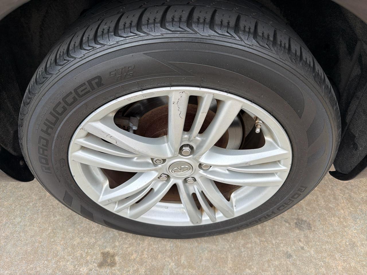 Infiniti Q40 4dr Sdn AWD 2015