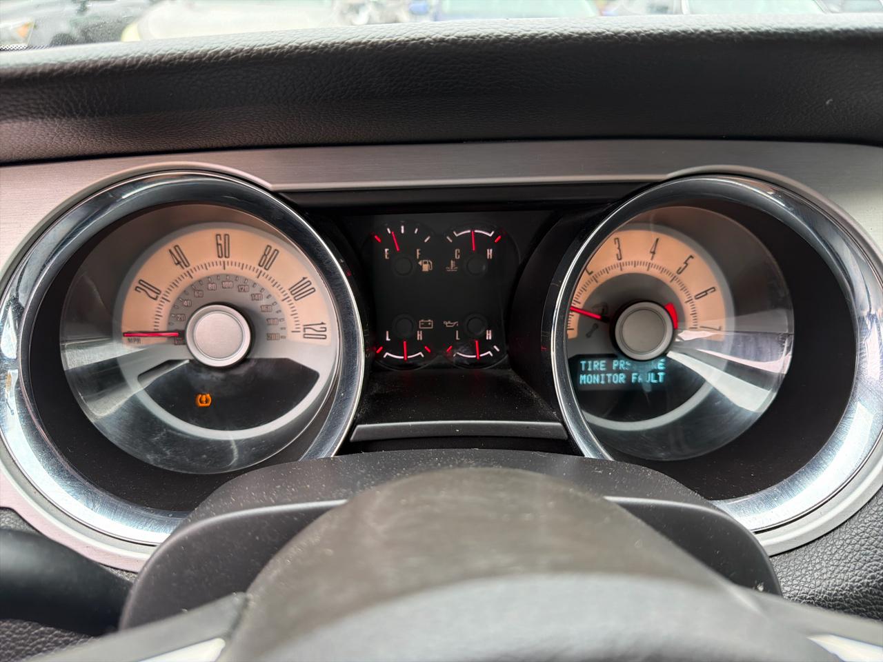 Ford Mustang 2dr Cpe V6 2010